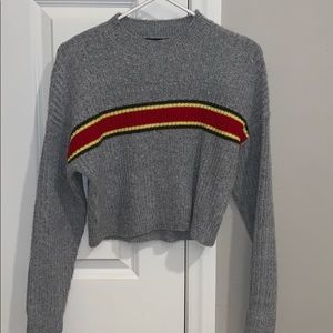 F21 - thin gray knit sweater with colored lining